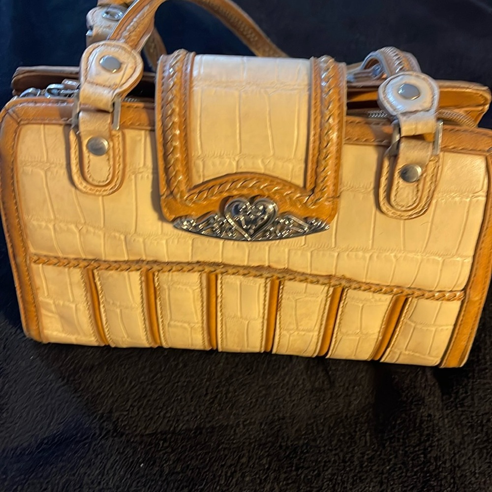 Woman totes bag